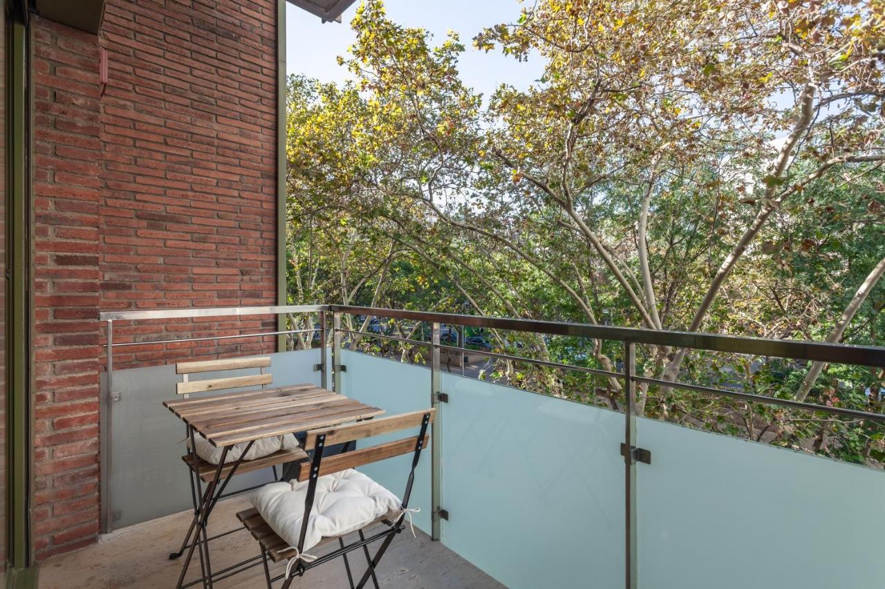 Cozy Apartment Les Corts Barselona Dış mekan fotoğraf